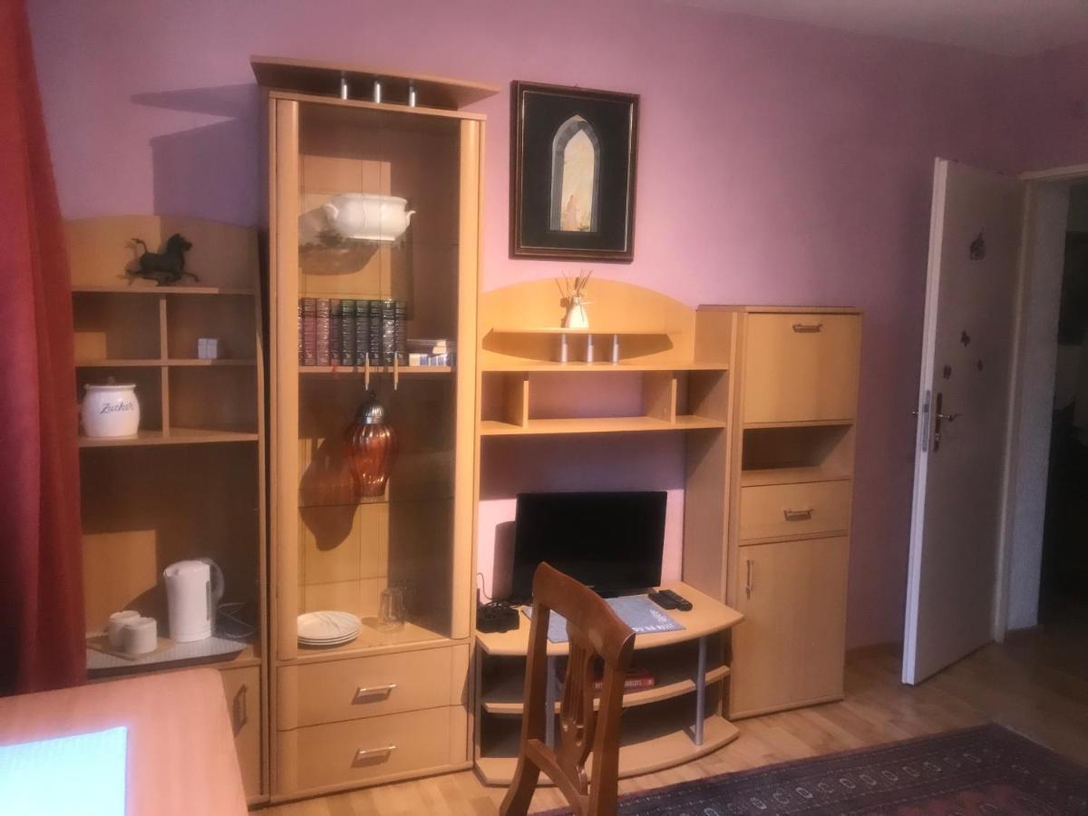 Ferienzimmer Rogi Reinhardshausen Eksteriør bilde